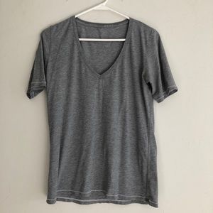 Lululemon T-shirt